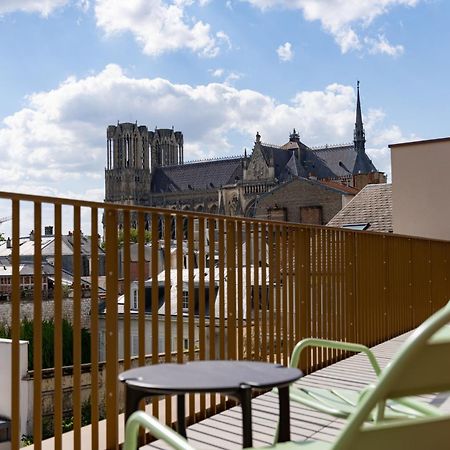 Les Suites 7 Anges - Parking, Vue Cathedrale & Centre Historique Reims Zewnętrze zdjęcie