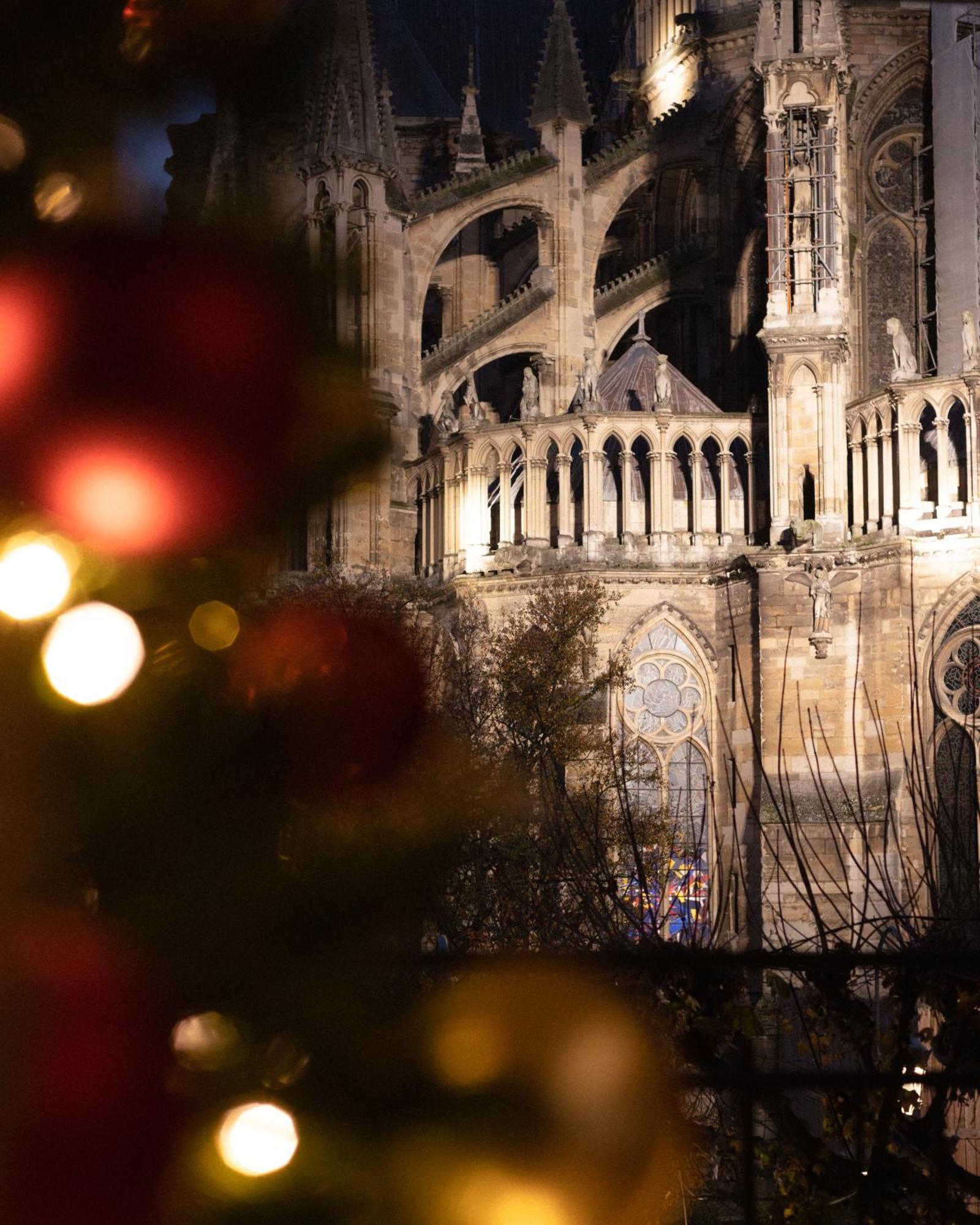 Les Suites 7 Anges - Parking, Vue Cathedrale & Centre Historique Reims Zewnętrze zdjęcie