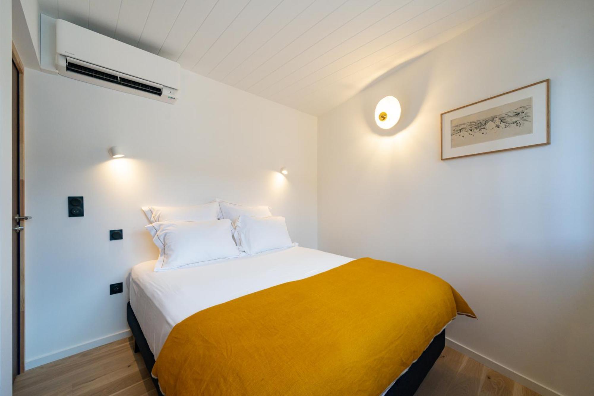 Les Suites 7 Anges - Parking, Vue Cathedrale & Centre Historique Reims Zewnętrze zdjęcie